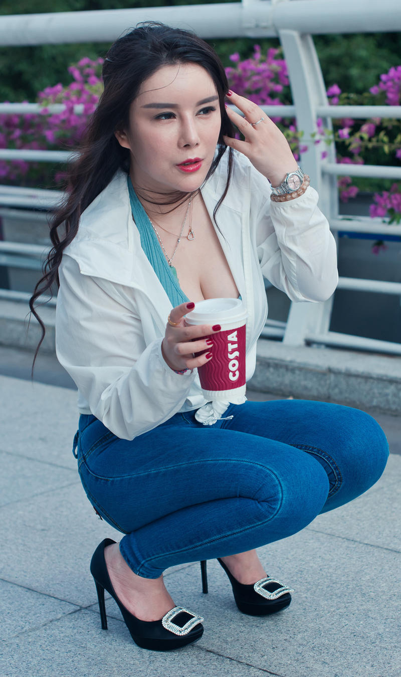 图片[2]-紧身牛仔裤-图满多