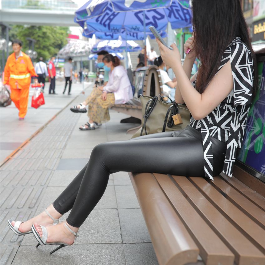 图片[5]-时尚皮裤-图满多