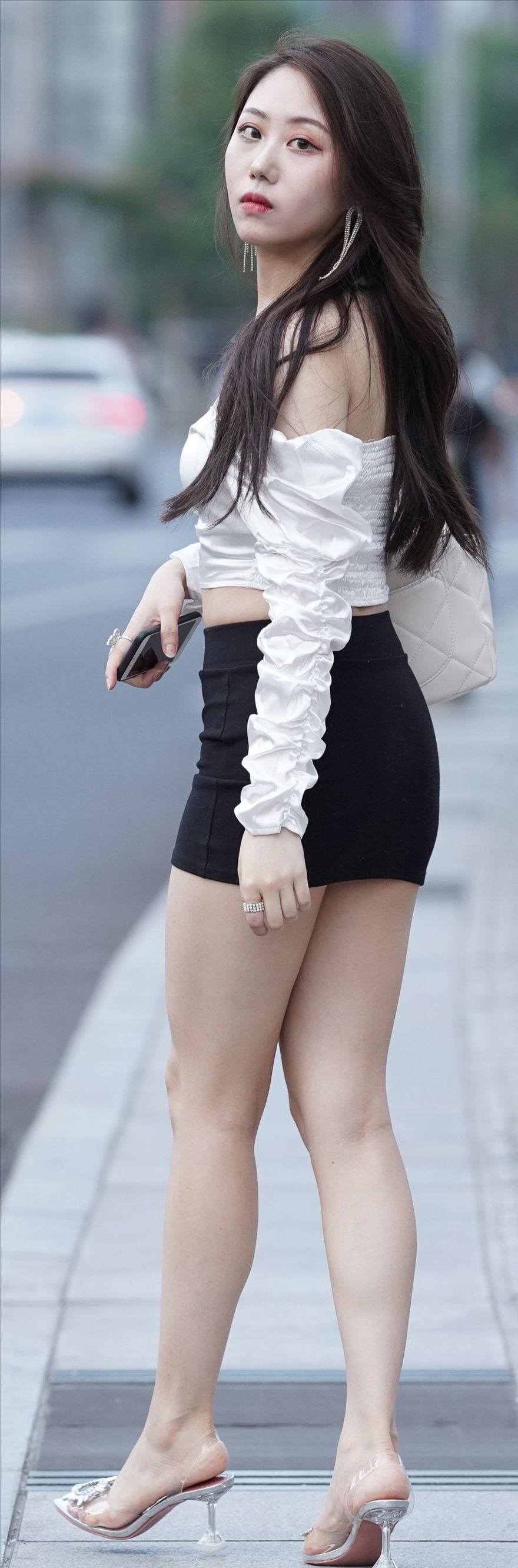 图片[2]-黑色短裙-图满多