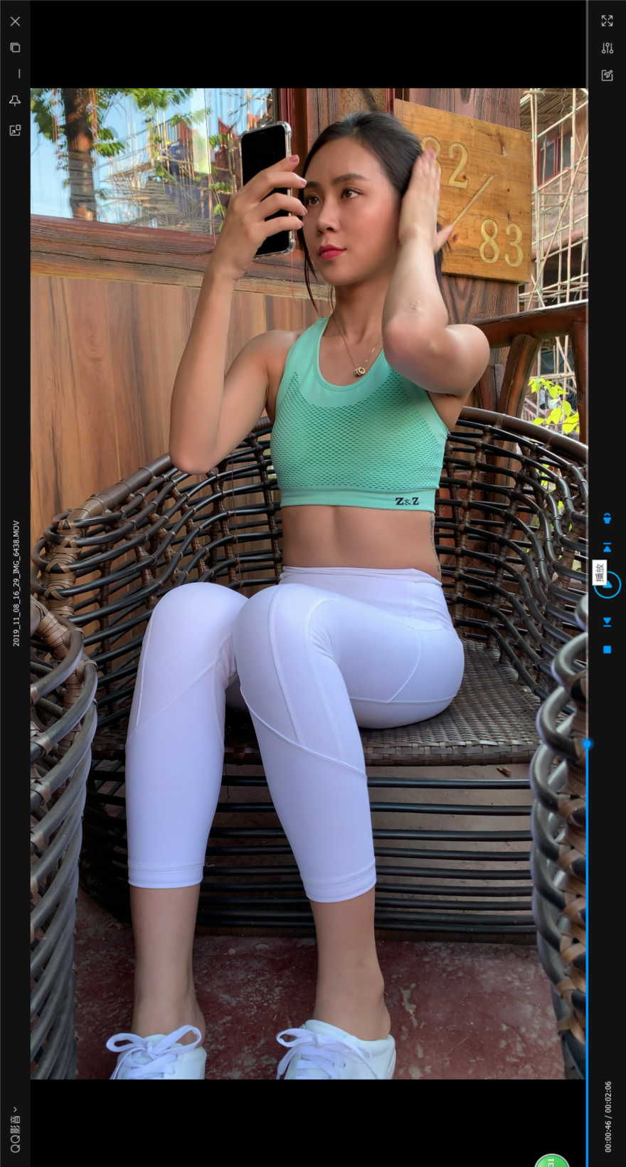 白色瑜伽裤-图满多