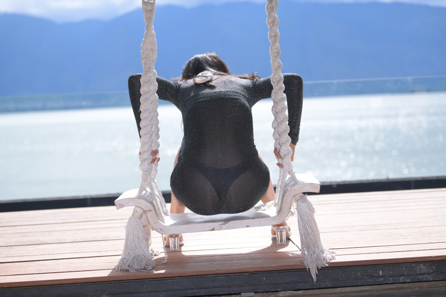 图片[4]-黑色裹身长裙-图满多