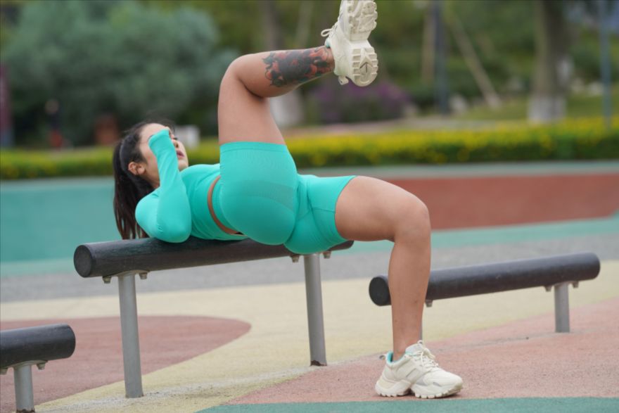 图片[6]-绿色紧身-图满多