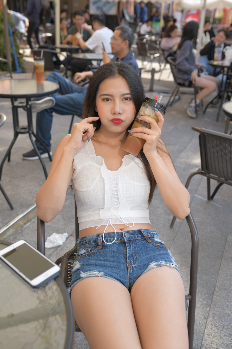 图片[7]-牛仔热裤露脐装(套图+视频)-图满多