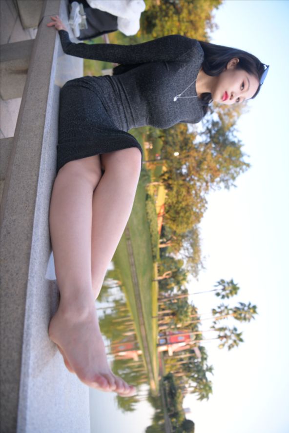 图片[4]-黑色长裙(套图+视频)-图满多