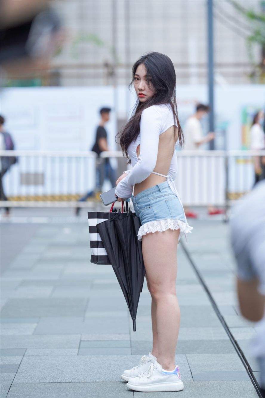 图片[6]-牛仔热裤露背(套图+视频)-图满多