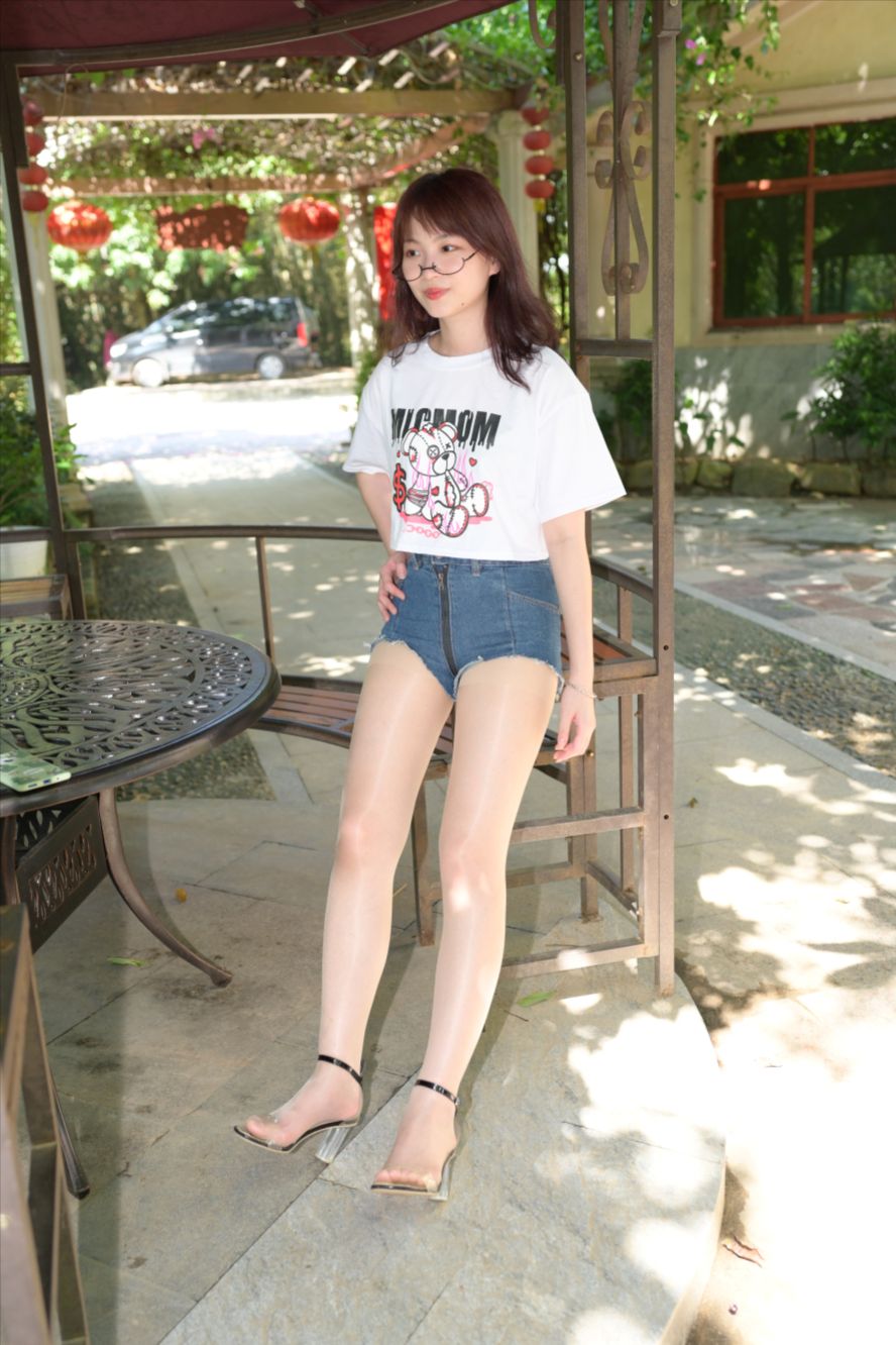 牛仔热裤(套图+视频)-图满多