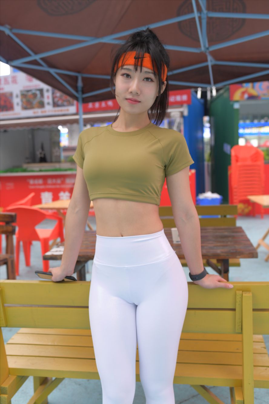 图片[4]-白色紧身裤(套图+视频)-图满多