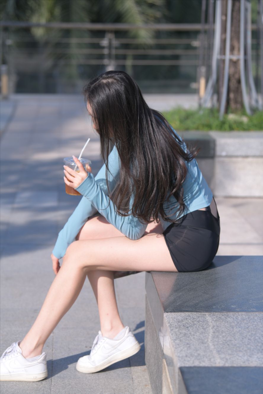 图片[2]-紧身热裤(套图+视频)-图满多