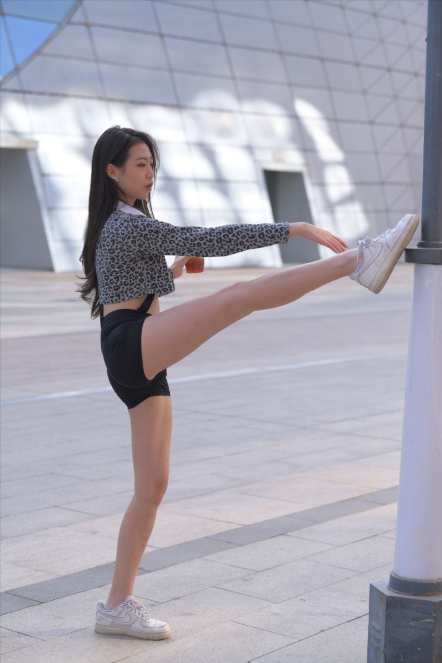 图片[7]-紧身热裤(套图+视频)-图满多