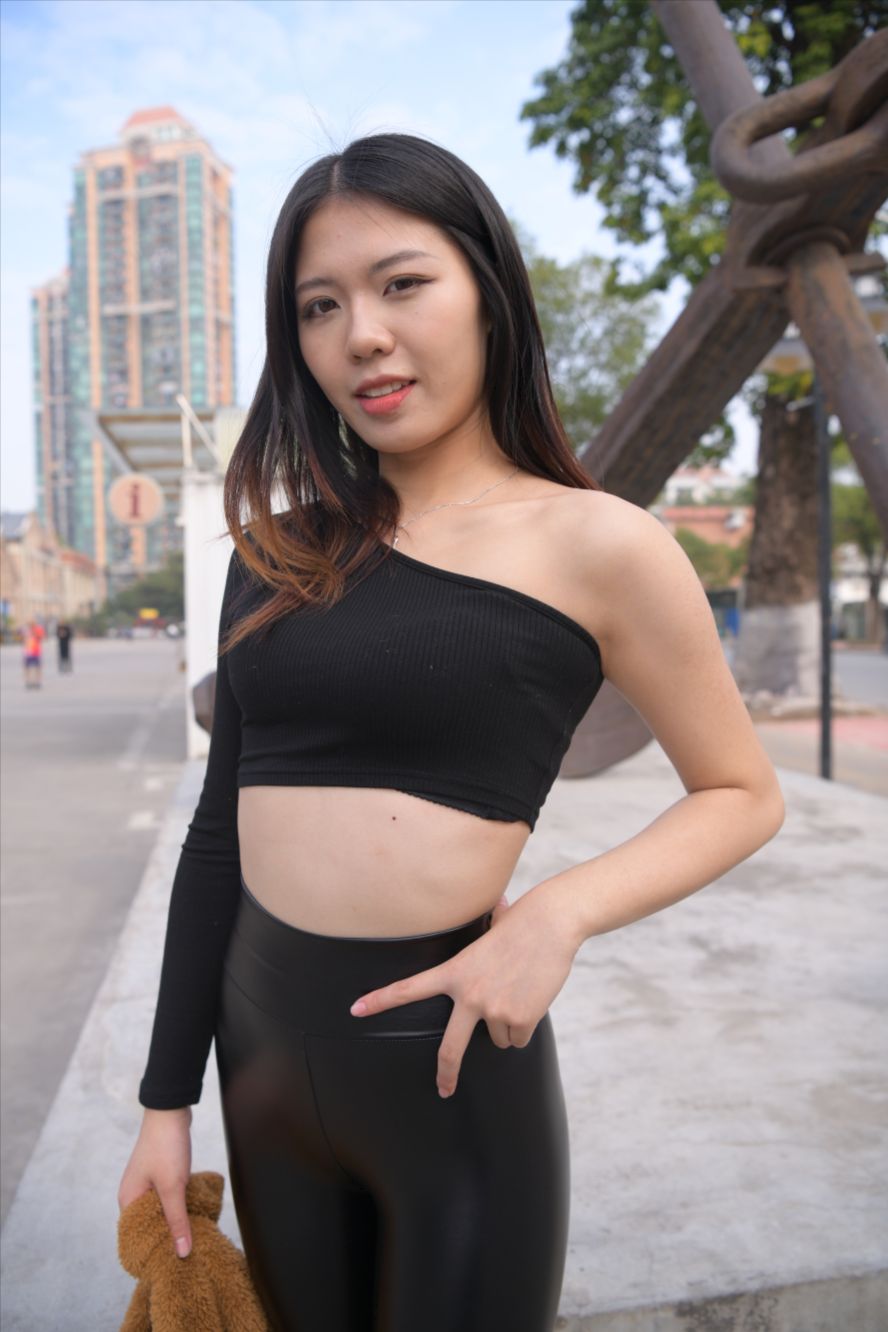 图片[2]-皮裤(套图+视频)-图满多