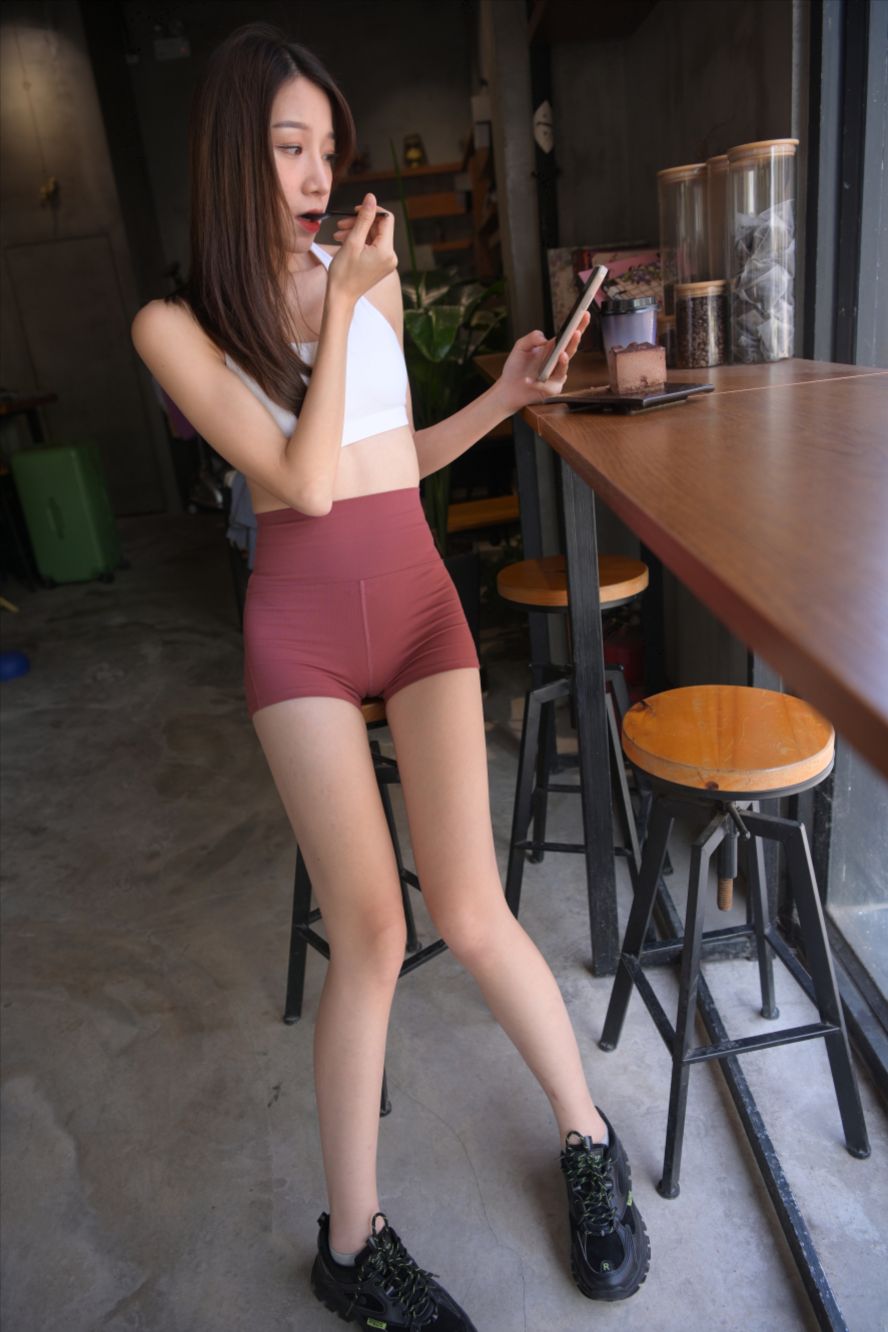 图片[4]-红色热裤(套图+视频)-图满多