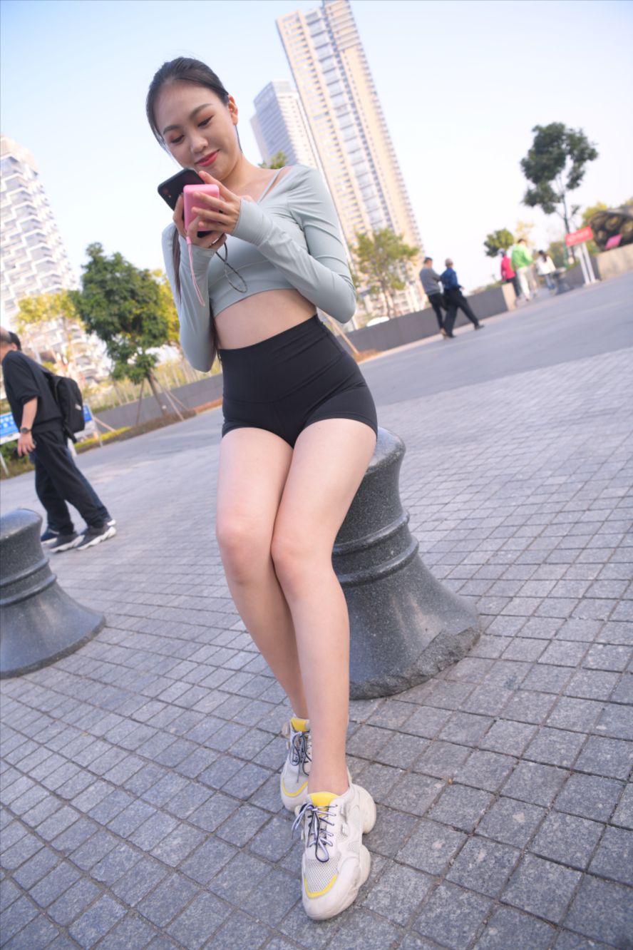 热裤(套图+视频)-图满多