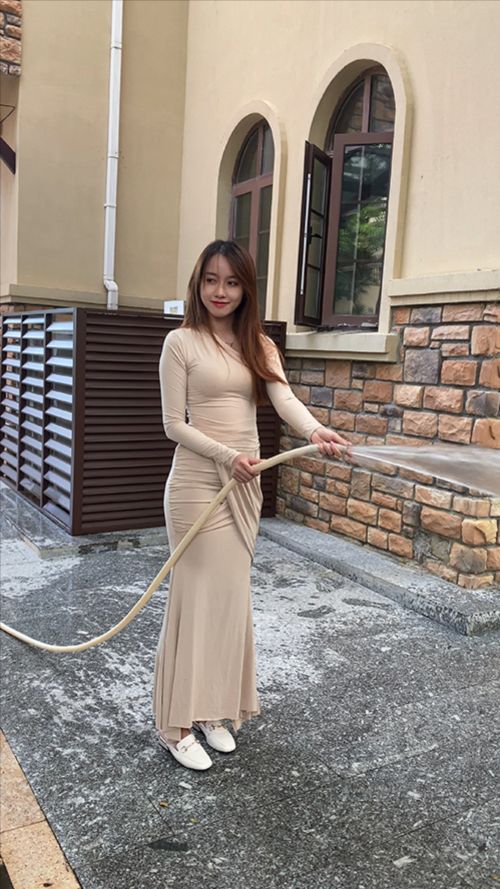 图片[4]-长裙(视频)-图满多