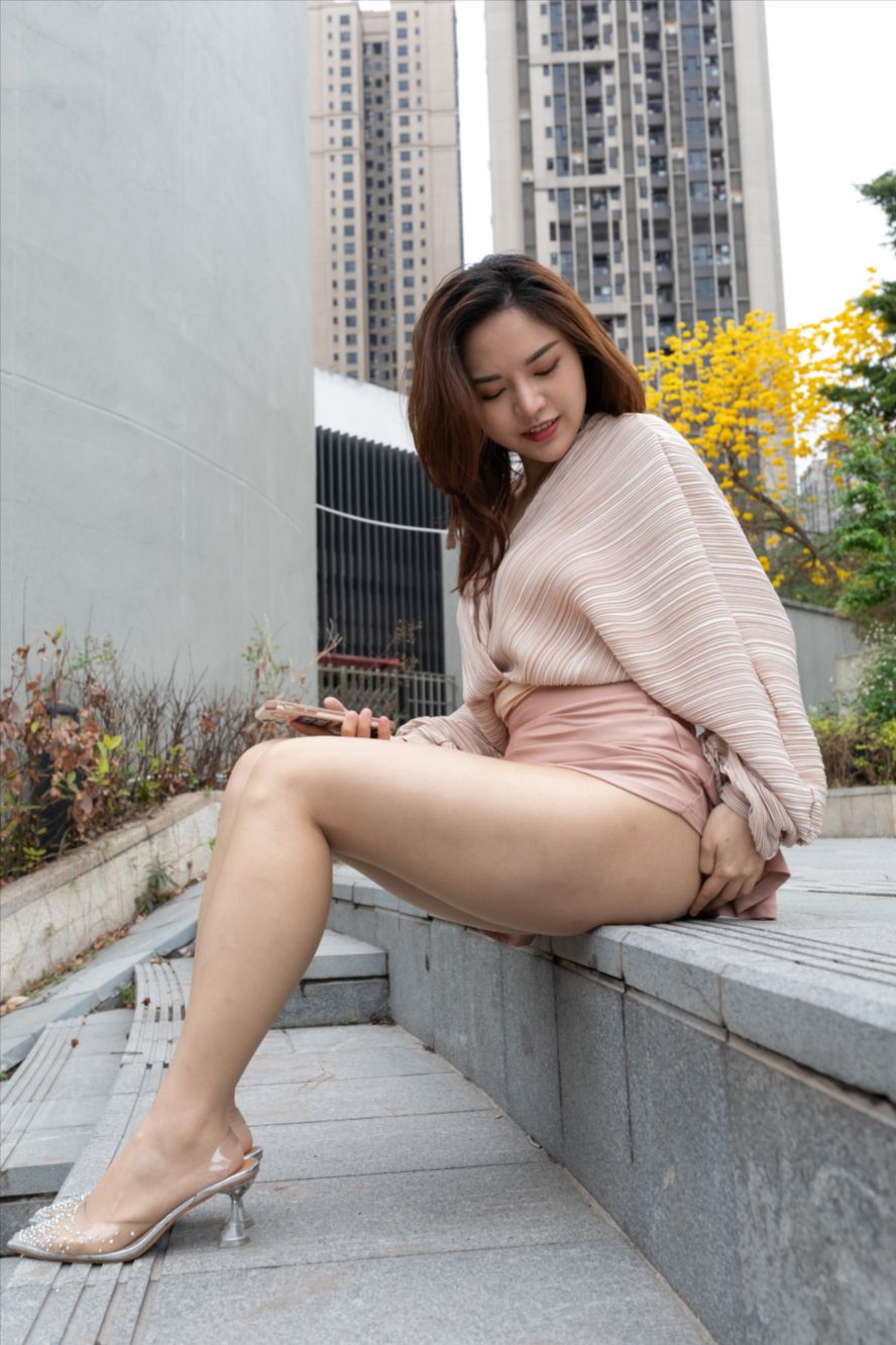 图片[9]-短裙丝袜(套图+视频)-图满多