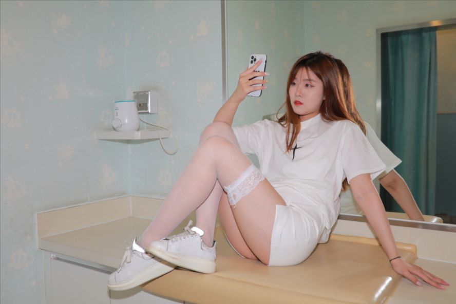 图片[2]-丝袜短裙(套图+视频)-图满多