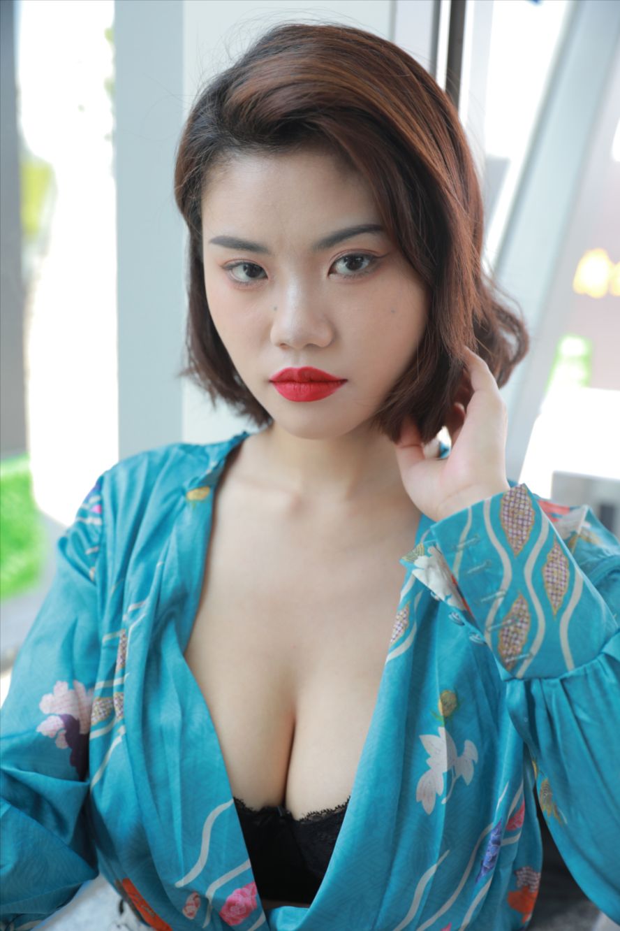 图片[4]-牛仔热裤(套图+视频)-图满多