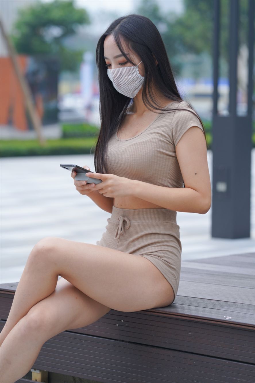 图片[10]-慵懒的下午，紧身热裤(套图+视频)-图满多