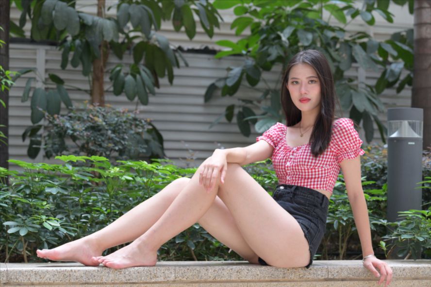 图片[7]-黑色热裤大长腿小姐姐~(套图+视频)-图满多