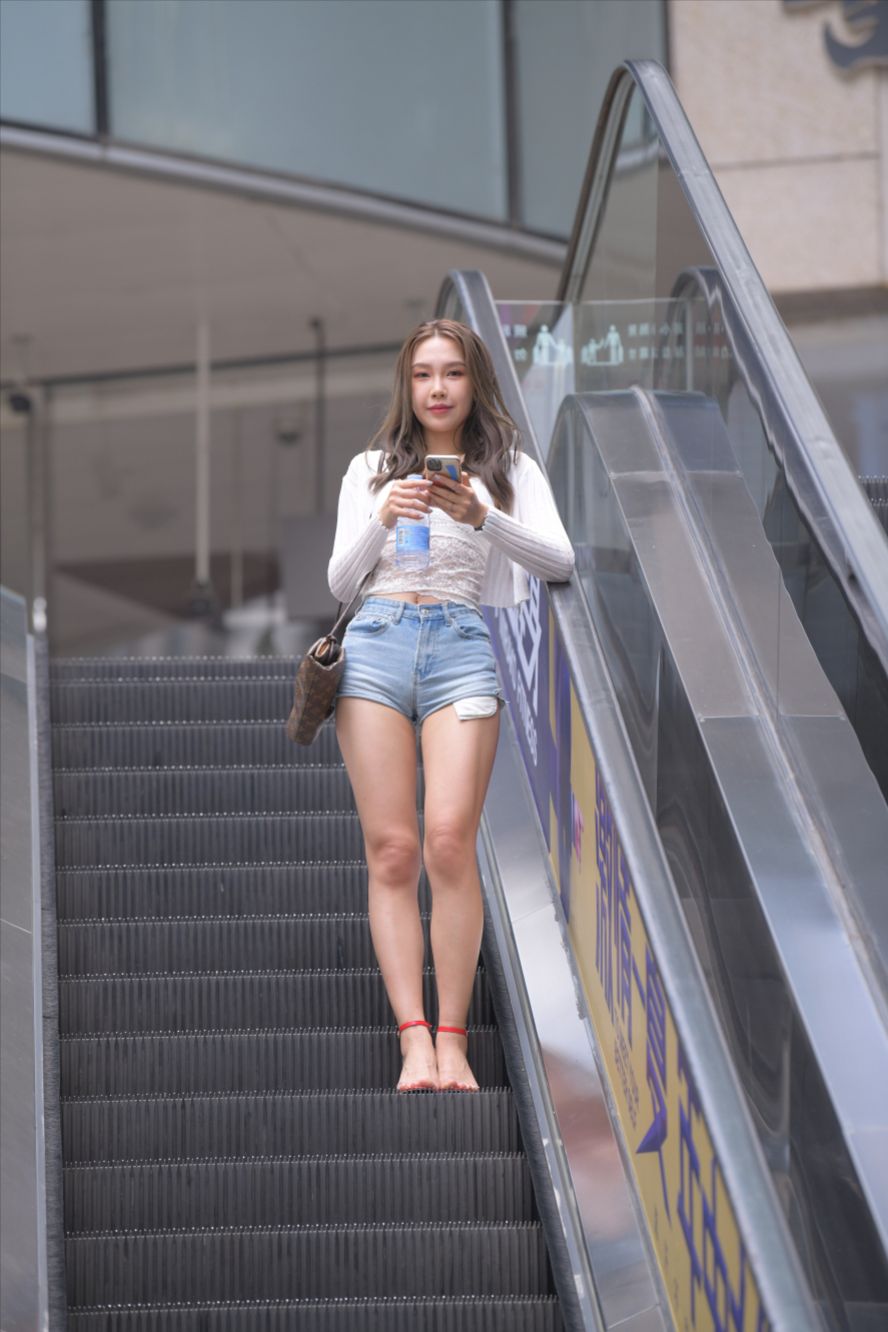 图片[10]-青春靓丽热裤女孩，牛仔热裤(套图+视频)-图满多