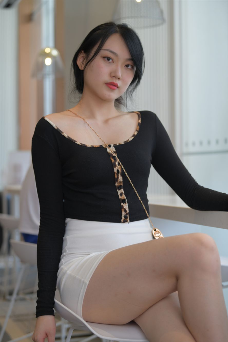 图片[4]-白裙(套图+视频)-图满多