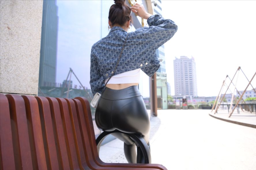 图片[7]-紧身皮裤(套图+视频)-图满多