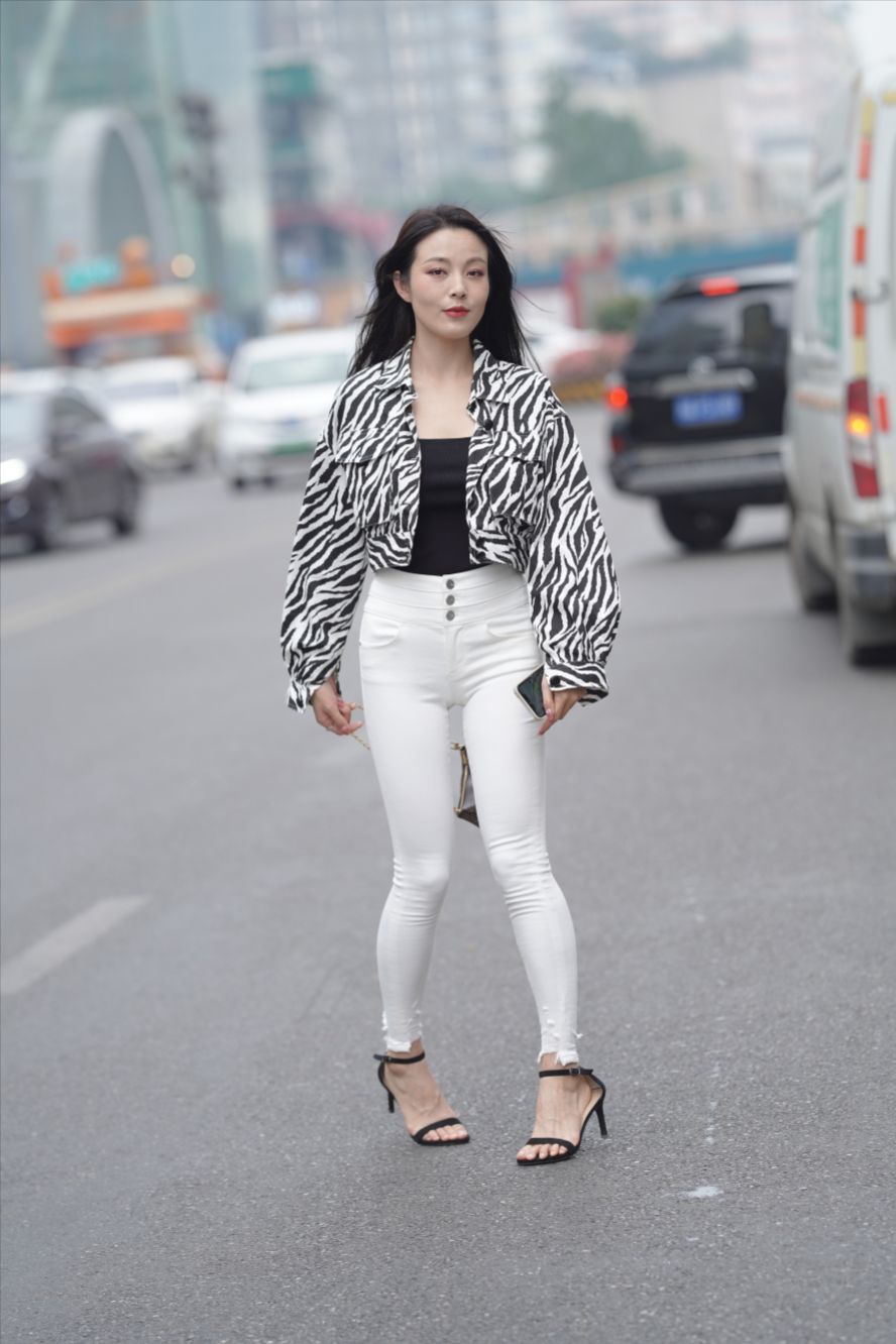 图片[9]-紧身白裤(套图+视频)-图满多