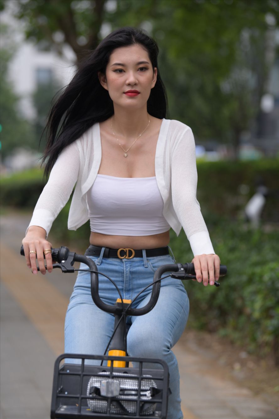 图片[2]-紧身牛仔裤(套图+视频)-图满多