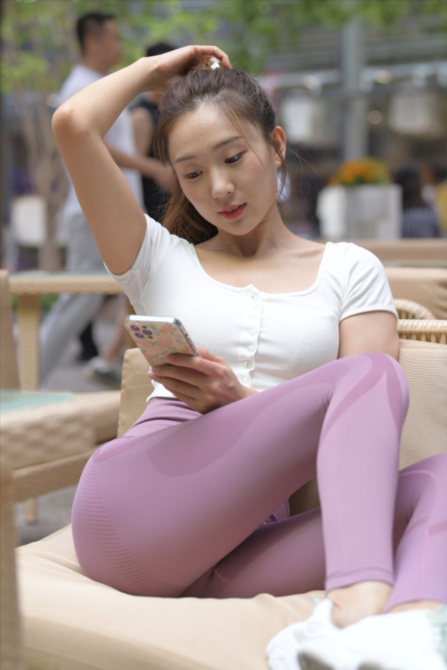 图片[8]-粉色紧身裤(套图+视频)-图满多