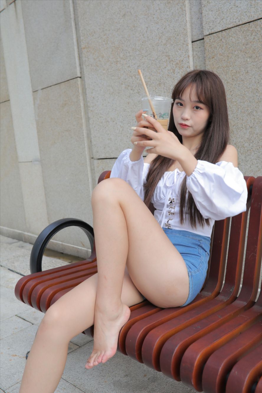 图片[4]-清新可爱的热裤女孩 牛仔热裤(套图+视频)-图满多