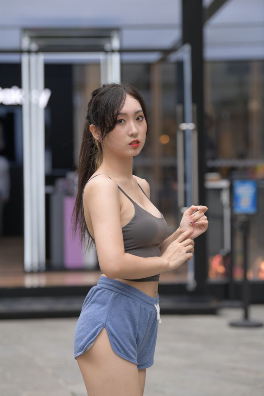 图片[4]-容易动情的女孩(套图+视频)-图满多