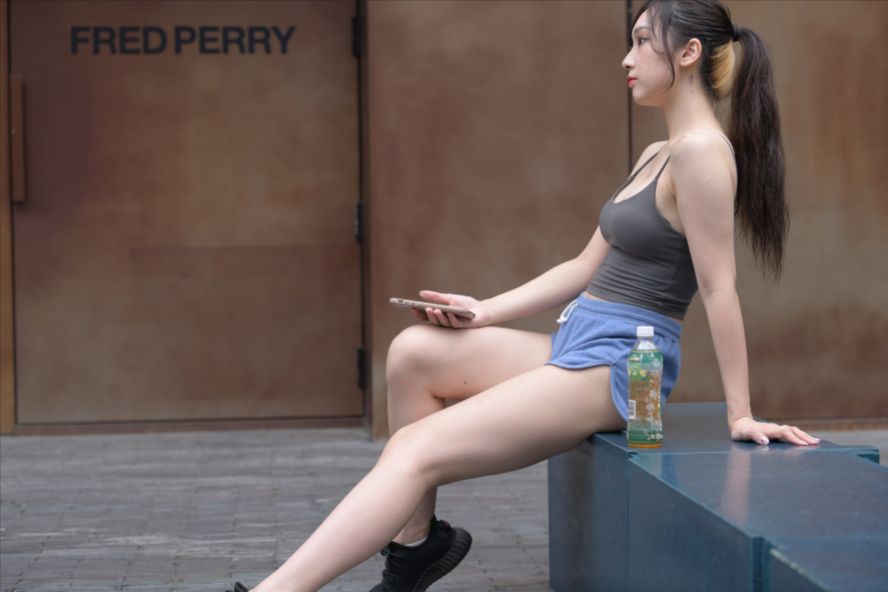 图片[7]-容易动情的女孩(套图+视频)-图满多