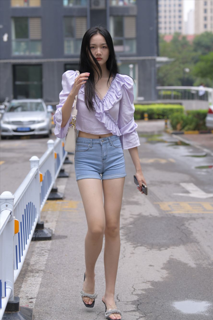 图片[9]-蓝色牛仔热裤长腿美女(套图+视频)-图满多