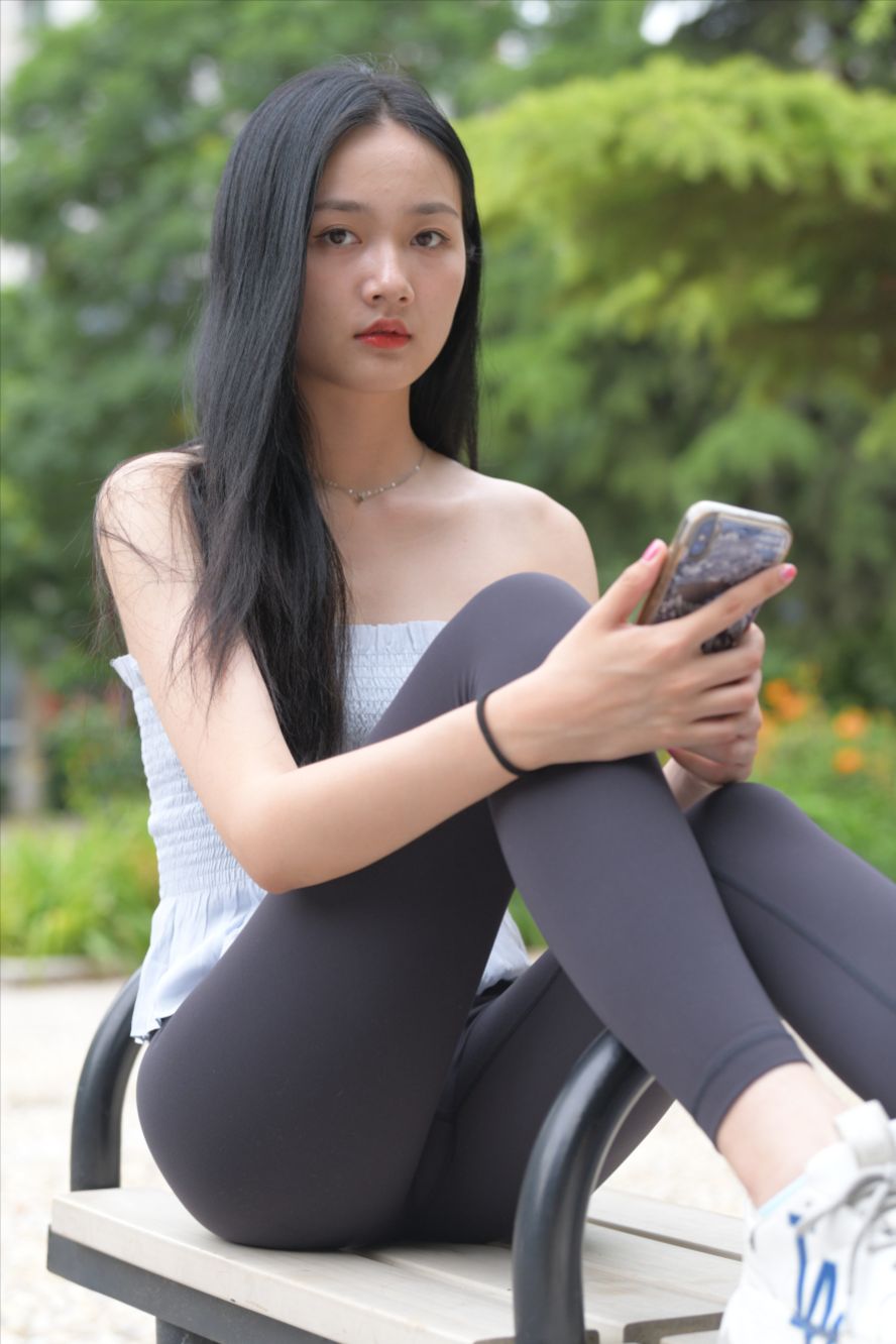 黑色瑜伽裤(套图+视频)-图满多