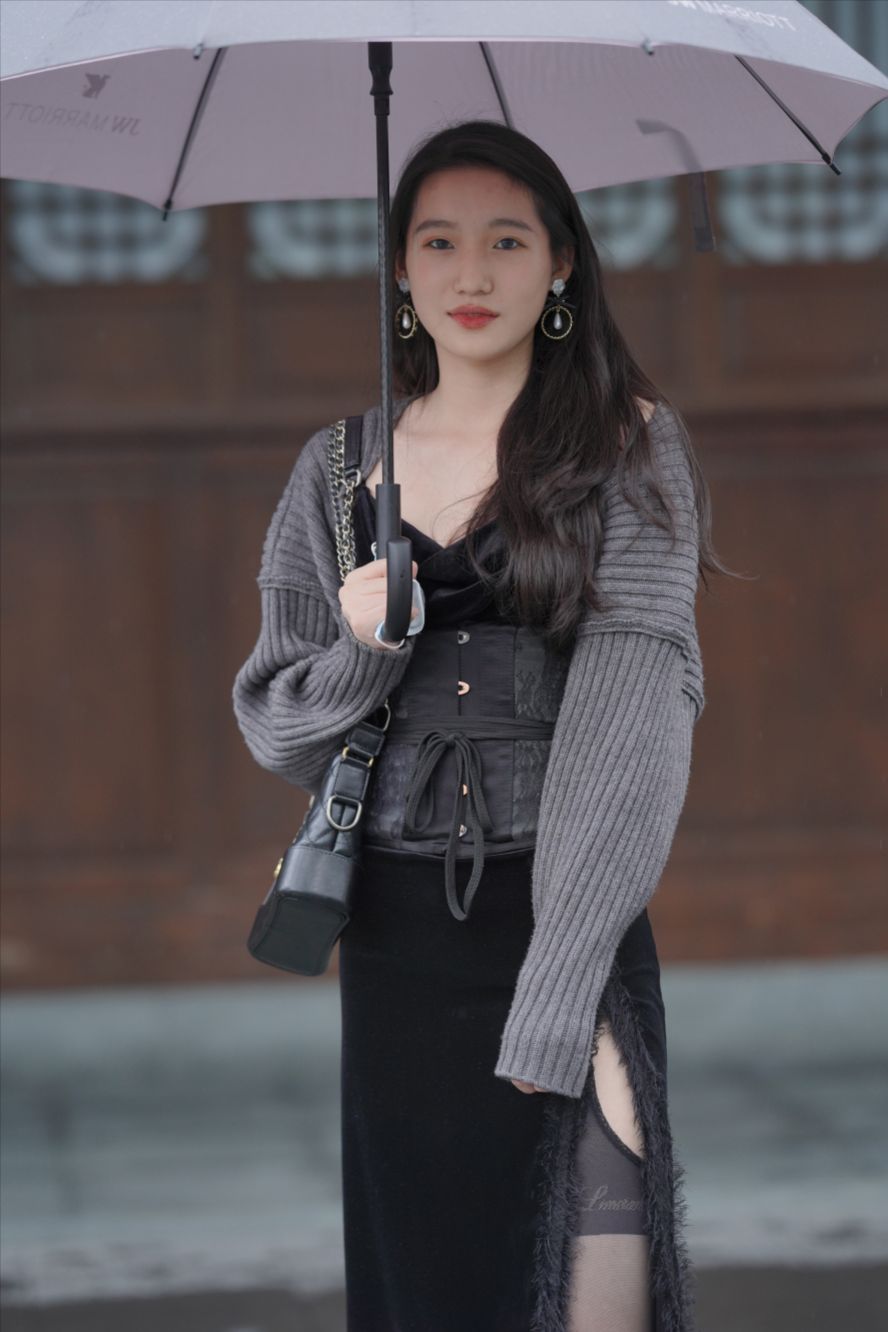 魅力黑丝-图满多