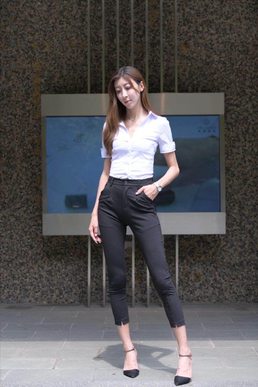 图片[2]-黑色西裤美女-图满多