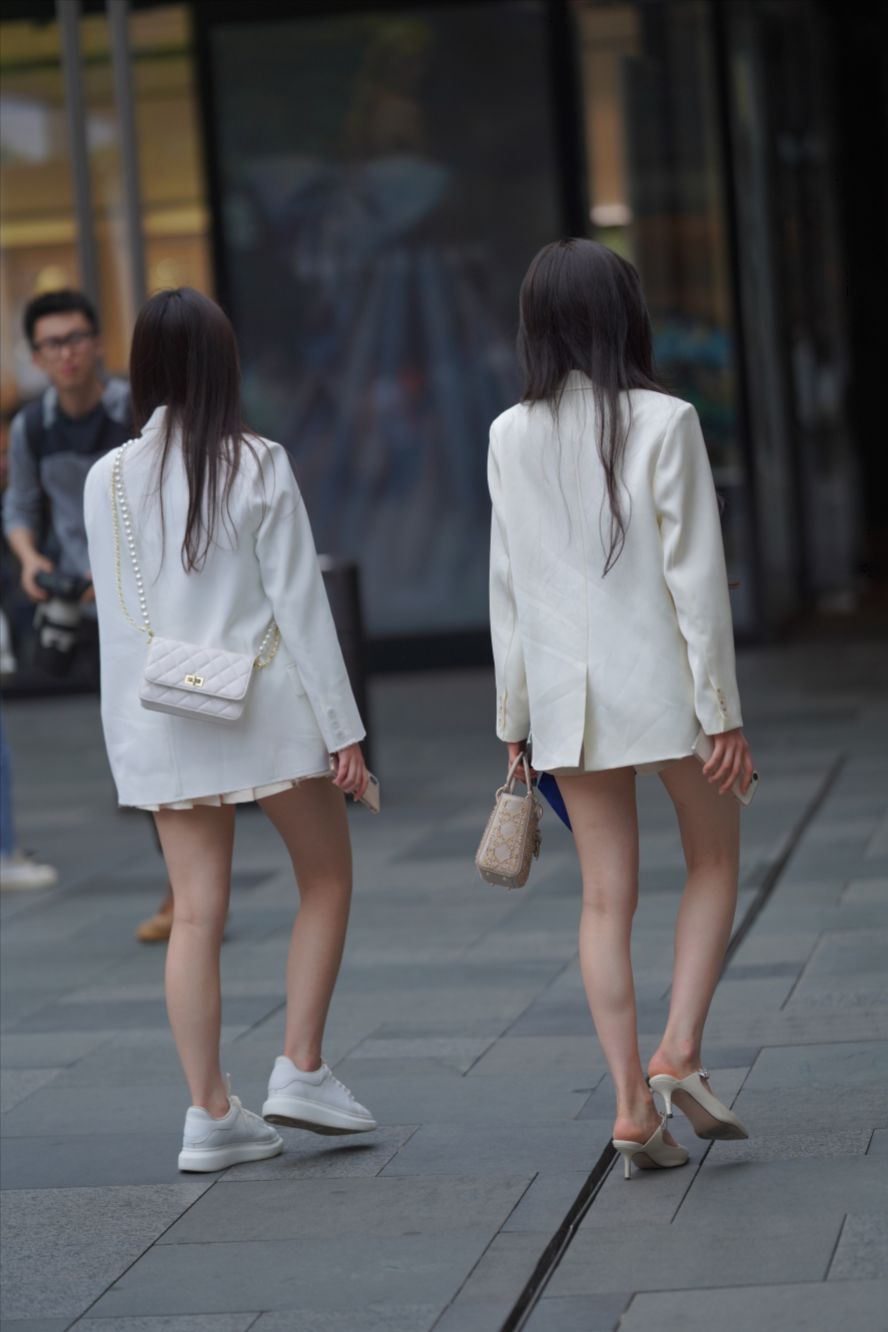 图片[2]-碧玉年华 花间美人-图满多