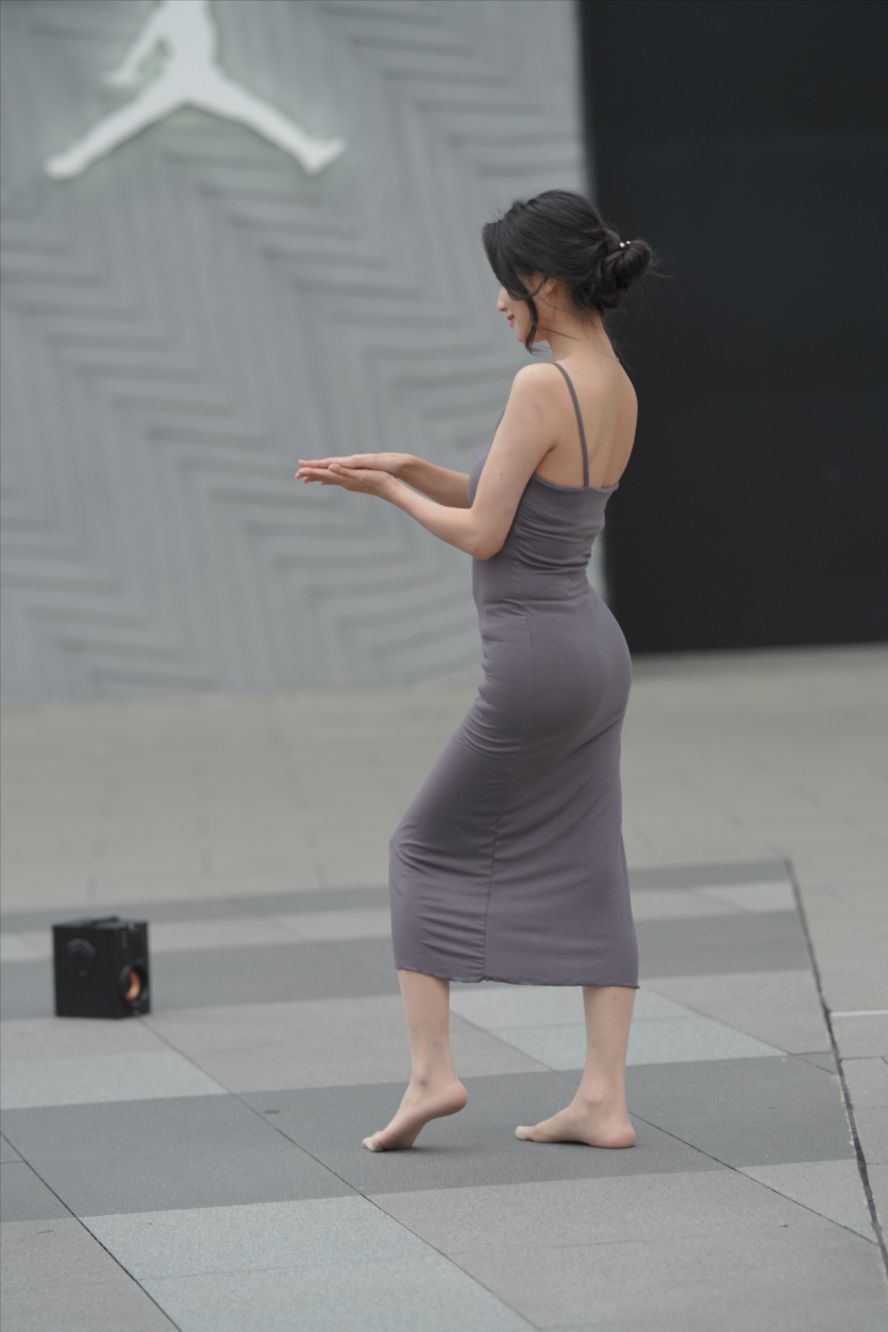 图片[3]-翩翩起舞 衣袂飘飘 步步生莲-图满多