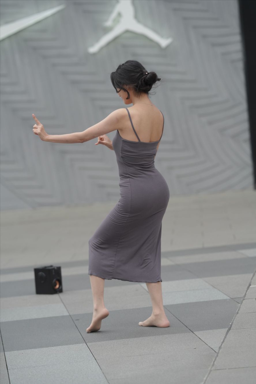 图片[4]-翩翩起舞 衣袂飘飘 步步生莲-图满多