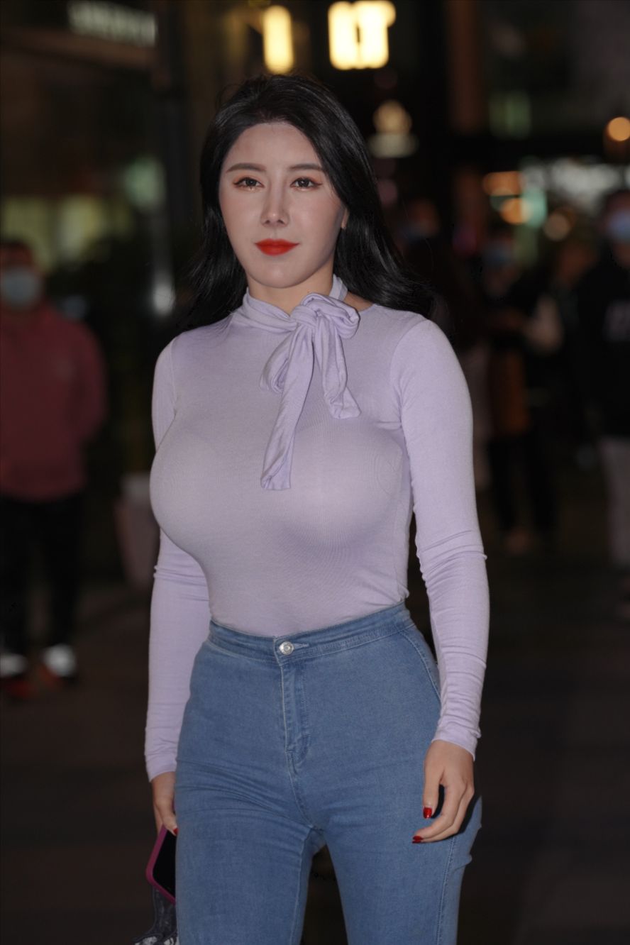 图片[2]-前凸后翘 紧牛美眉自信洒脱-图满多