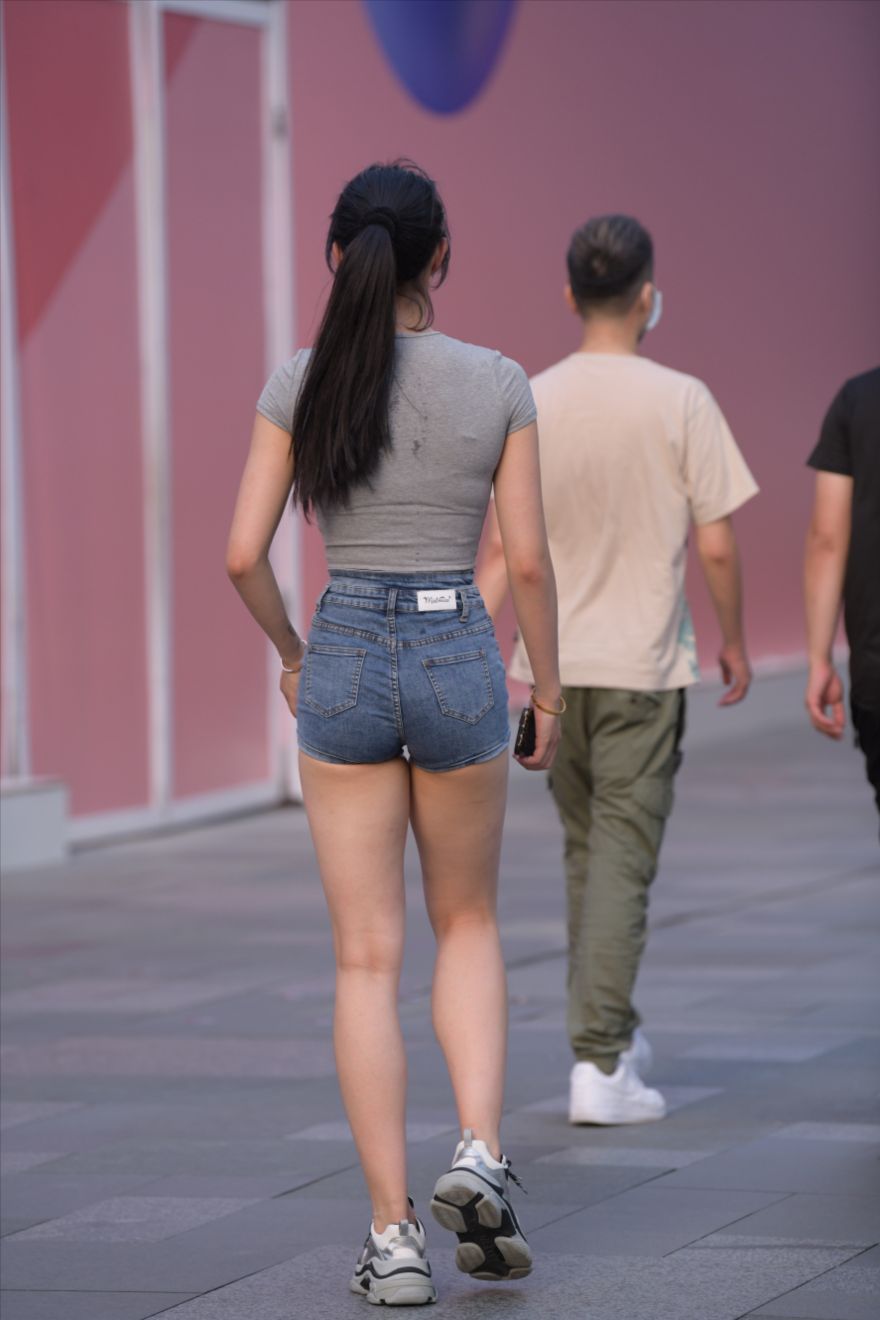 图片[3]-搭讪马尾辫热牛女孩 真好身材-图满多