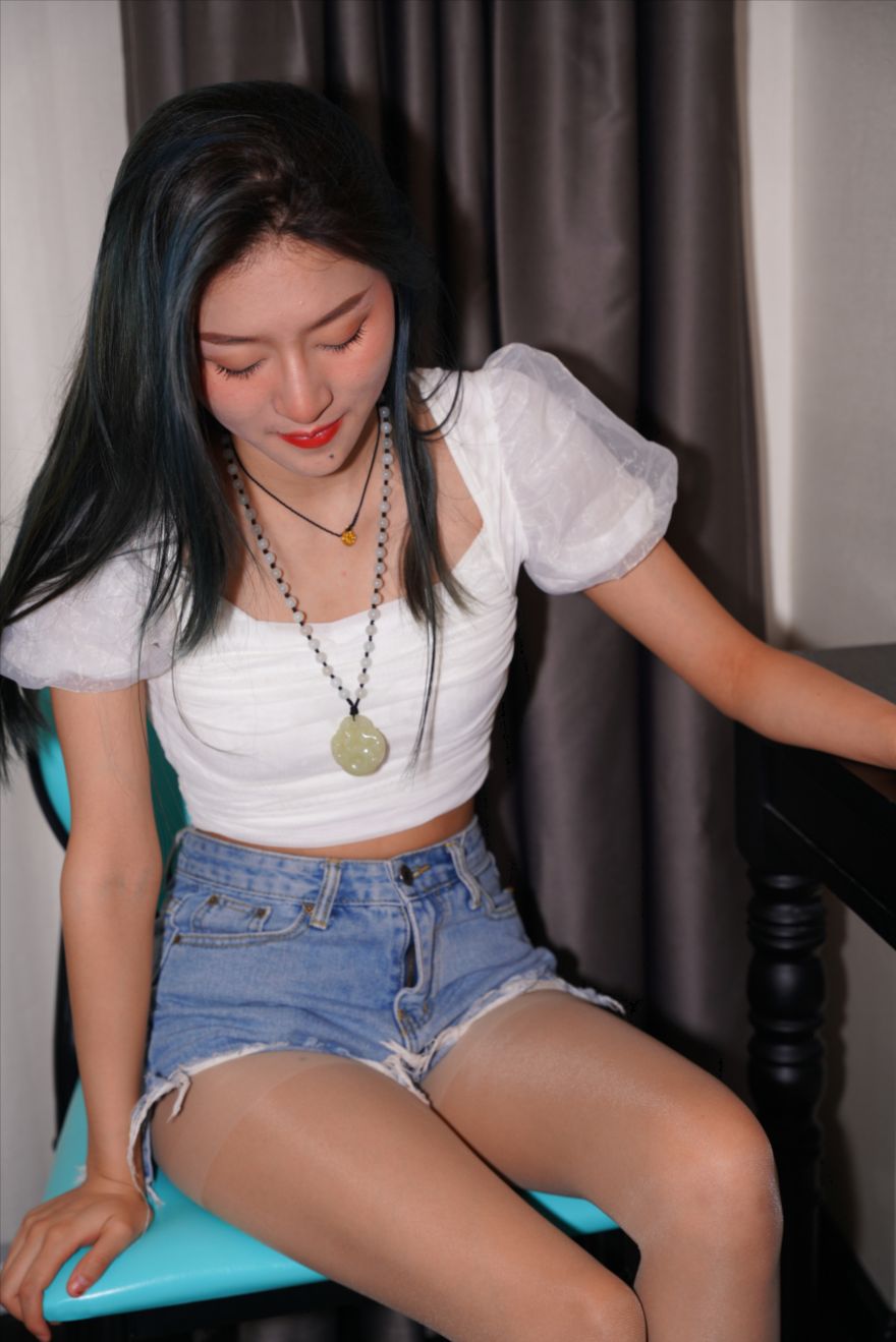 图片[3]-肉丝紧身牛仔热裤(套图+视频)-图满多