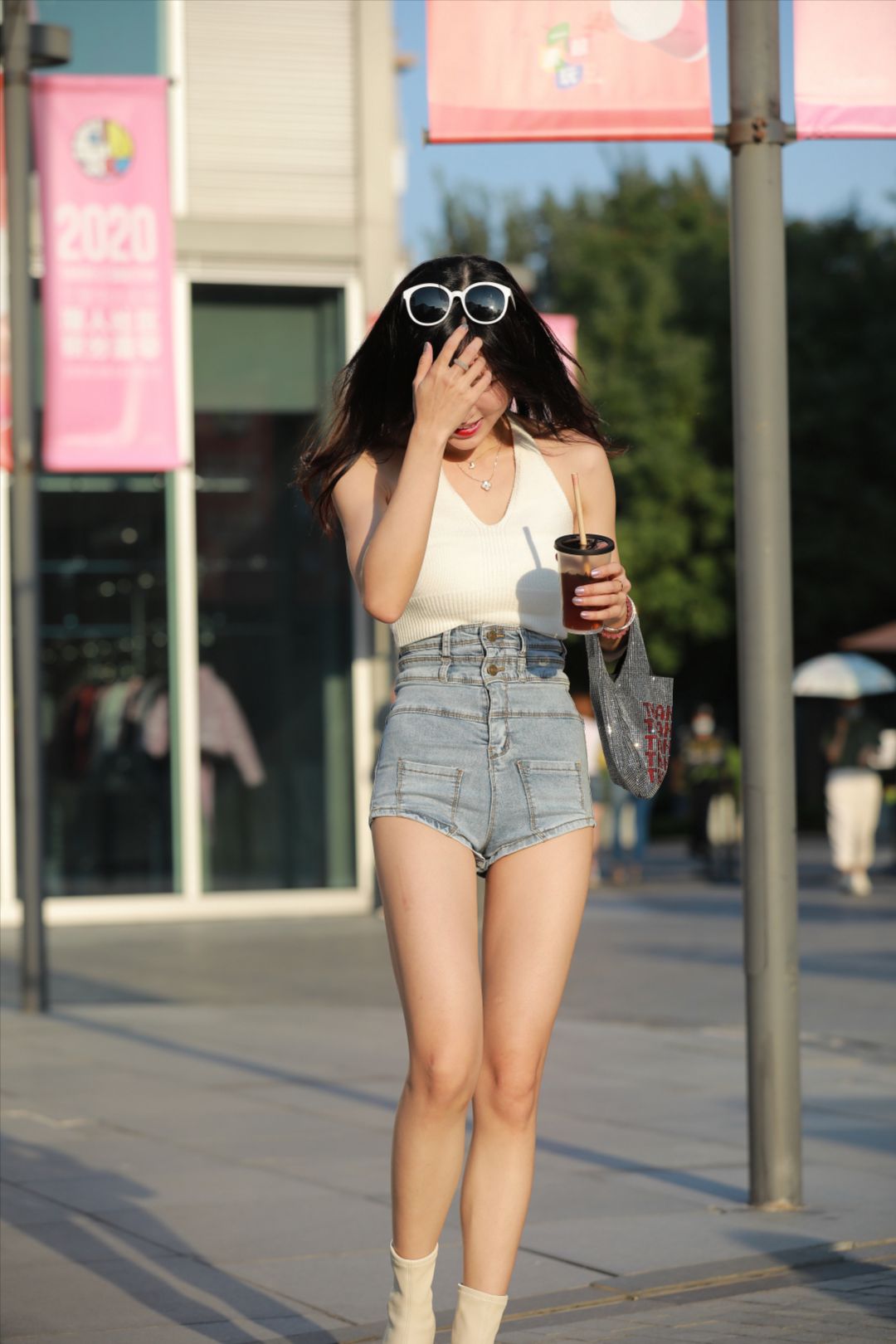 图片[7]-高腰热裤美女-图满多