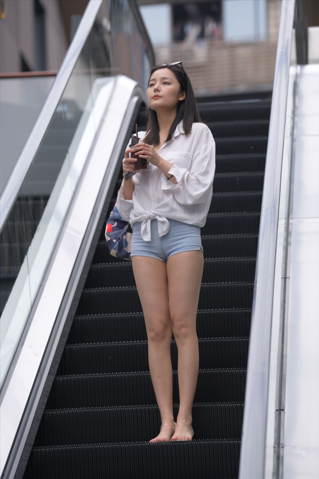 图片[5]-热裤美女(套图+视频)-图满多