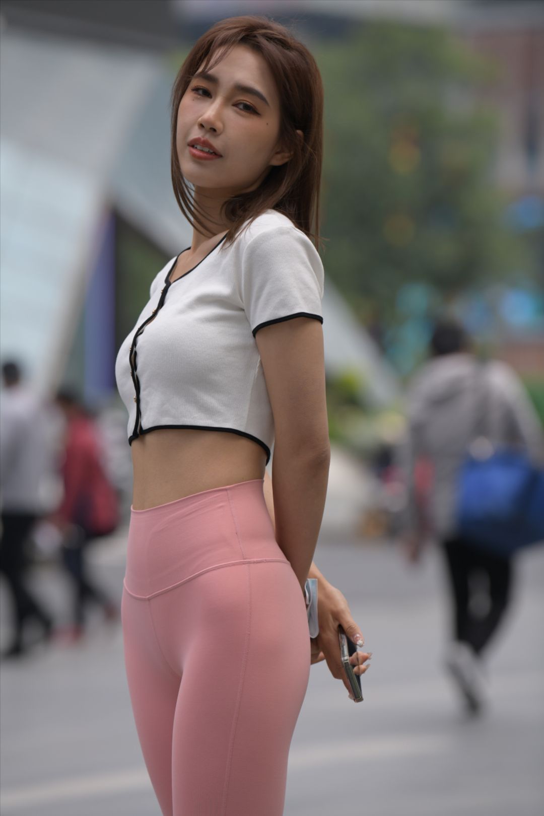 图片[2]-粉色瑜伽裤美女(套图+视频)-图满多