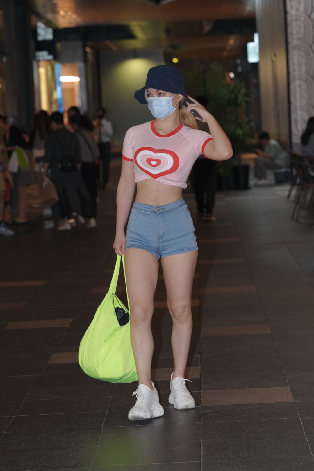 图片[4]-牛仔热裤-图满多