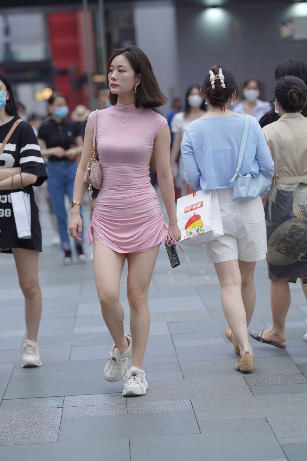 耐看的小姐姐-图满多