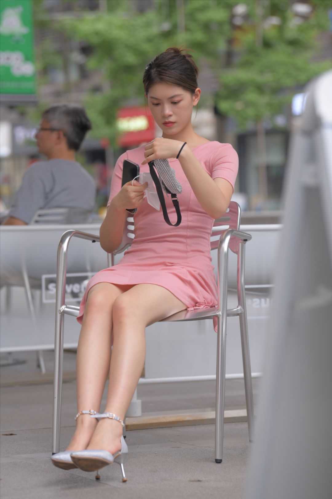 图片[4]-长裙美女(套图+视频)-图满多