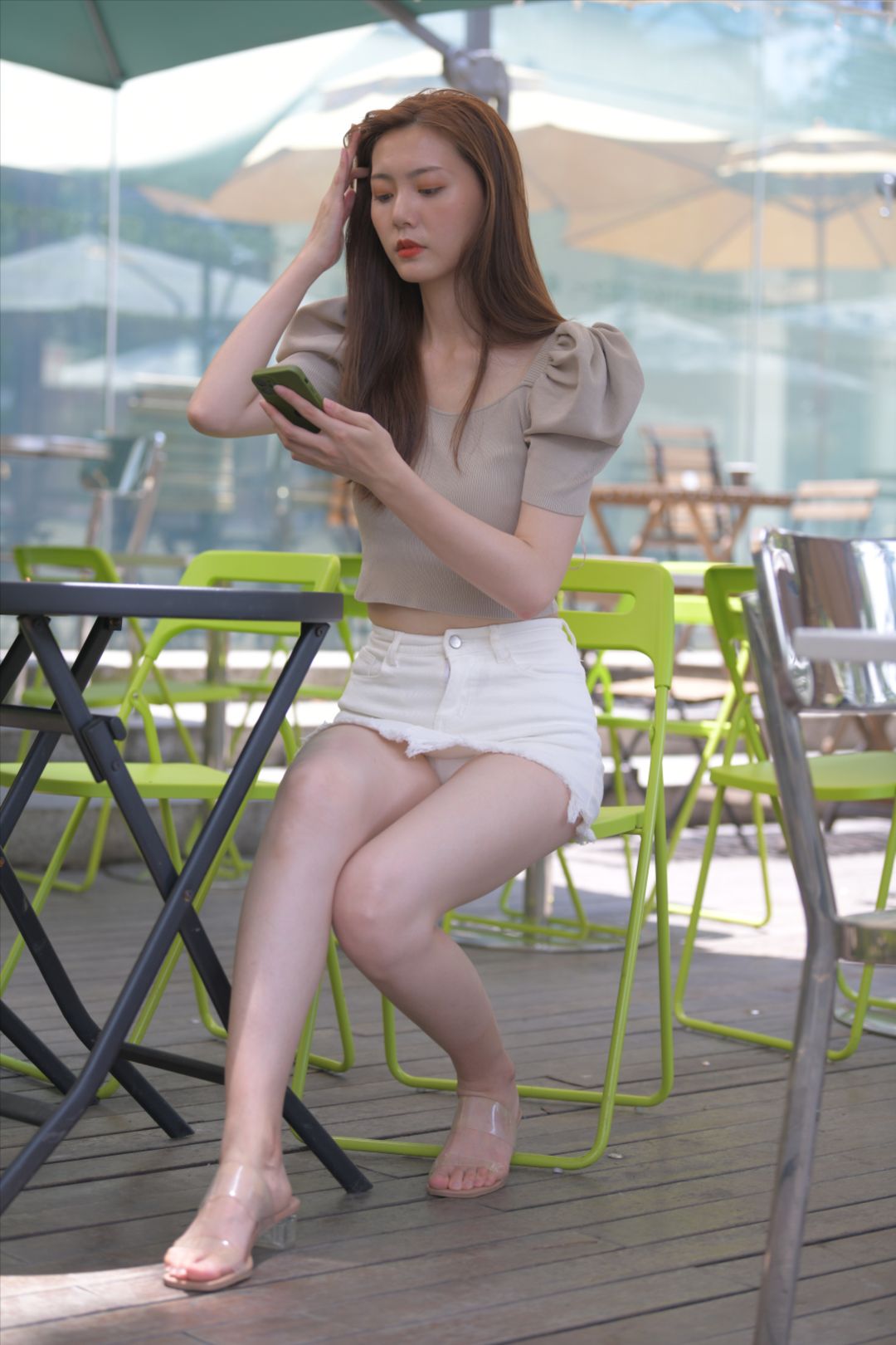 白裙美女(套图+视频)-图满多