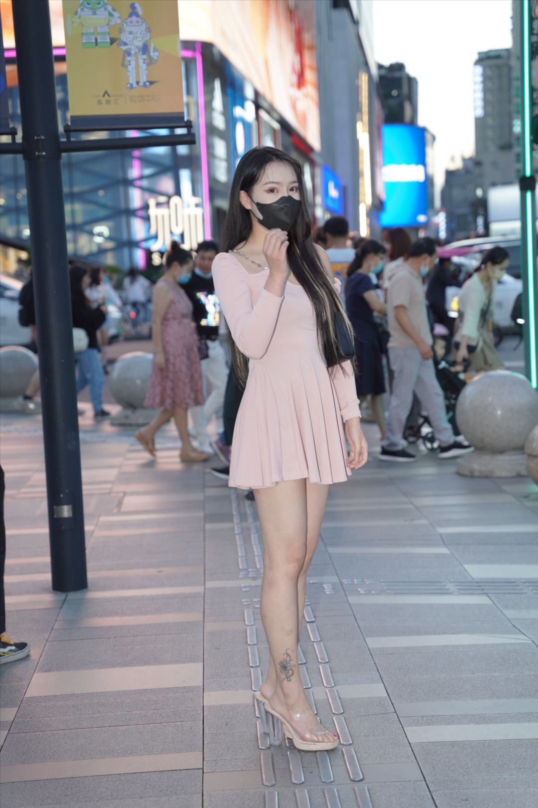 图片[4]-粉裙美眉-图满多