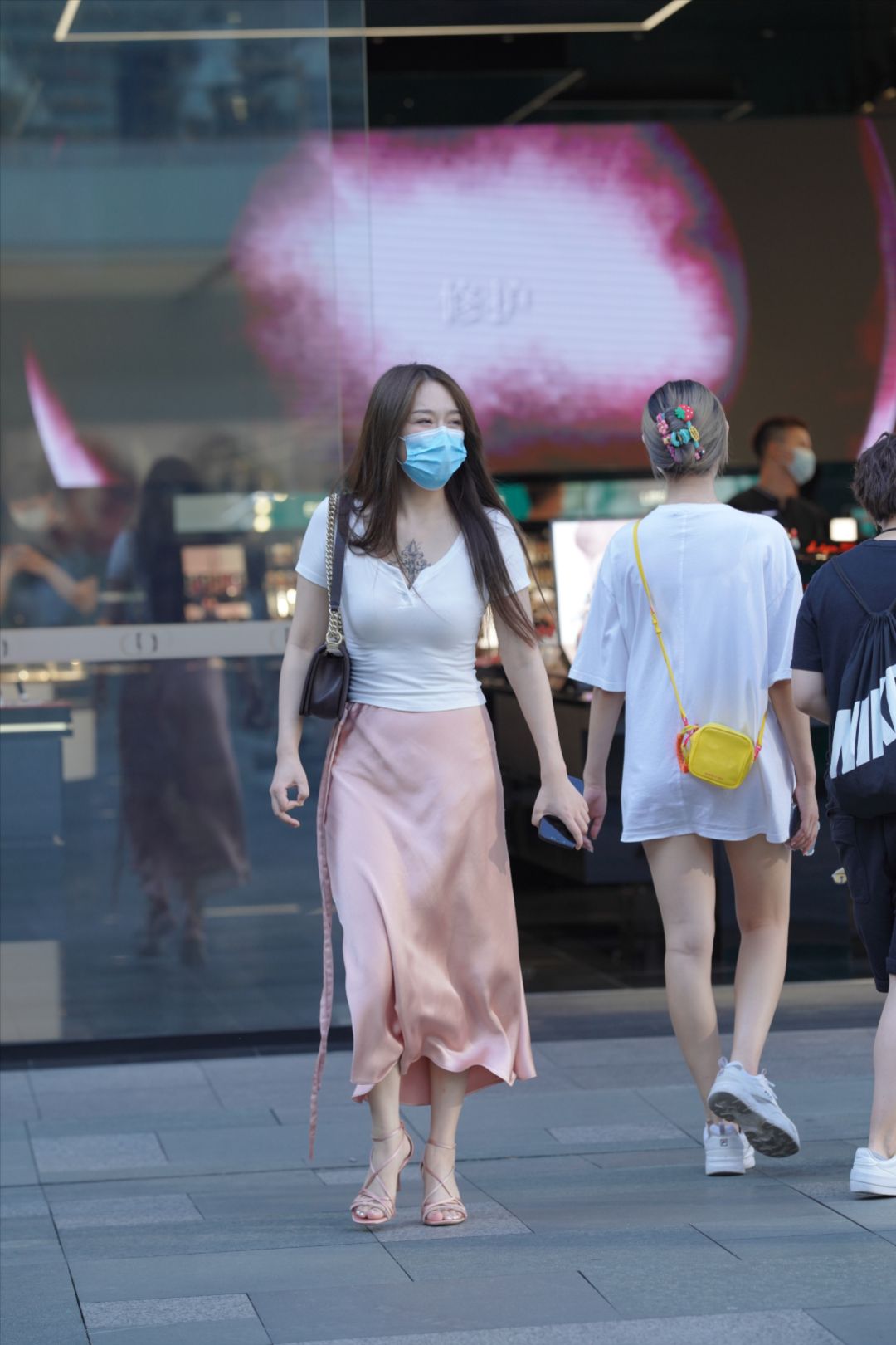 图片[3]-粉裙-图满多